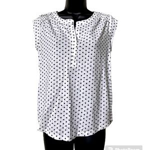 Daniel Rainn white top navy blue polka dots Sz S